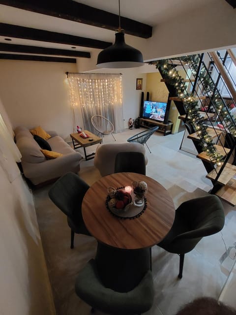 TV and multimedia, Living room, Dining area