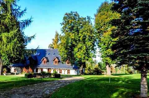 Property building, Day, Summer