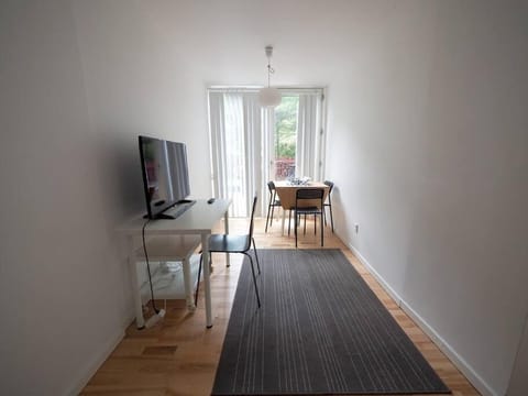 Simple & cosy flat -2 minutes to Nuuks Plads metro Apartment in Frederiksberg