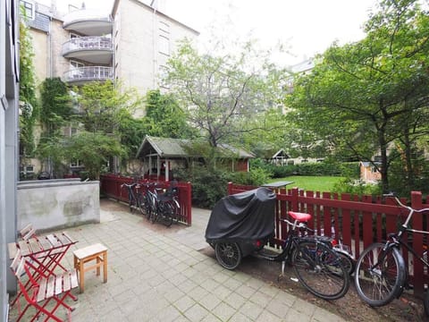 Simple & cosy flat -2 minutes to Nuuks Plads metro Apartment in Frederiksberg