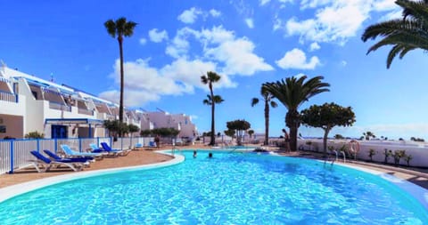 Solarium, Pool view, Sea view, Swimming pool, Swimming pool, Open Air Bath, sunbed
