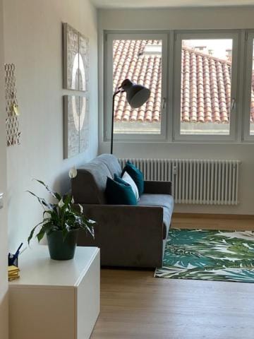 Mandi Mandi Cavour Apartment in Friuli-Venezia Giulia