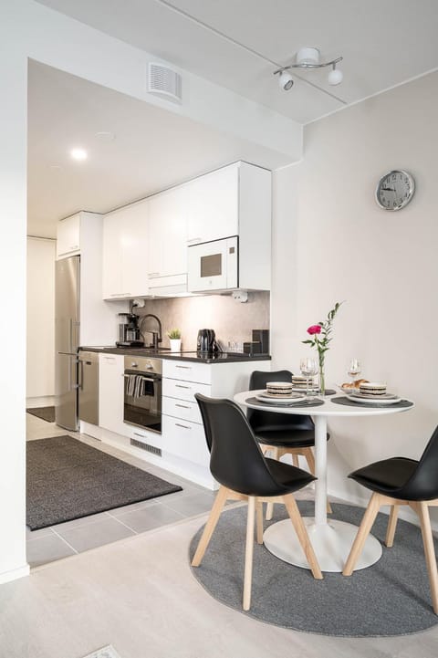 Apartment near the train station, free parking &Netflix Apartment in Finland