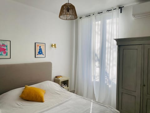 Gîte Mas La Bohème Piscine Parking Privé L'Isle-Sur-La-Sorgue Apartment in L'Isle-sur-la-Sorgue