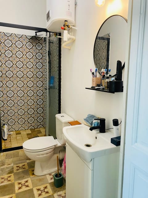 Gîte Mas La Bohème Piscine Parking Privé L'Isle-Sur-La-Sorgue Apartment in L'Isle-sur-la-Sorgue