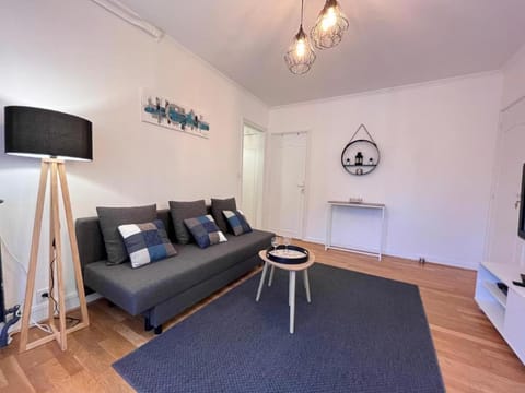 Maison La Belle Endormie- Disneyland et Paris House in Noisy-le-Grand