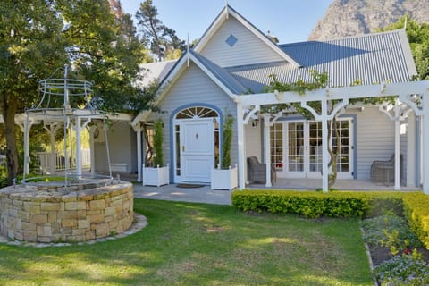 Property building, Garden view
