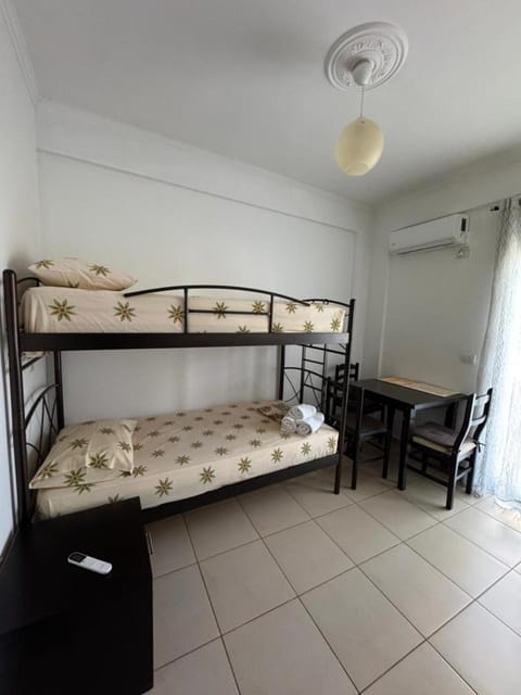 Bed, Photo of the whole room, Dining area, Bedroom, bunk bed