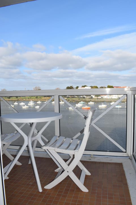 View (from property/room), Balcony/Terrace