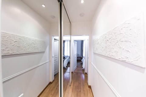 Appartement lumineux 2 chambres Coeur de Tours Apartment in Tours