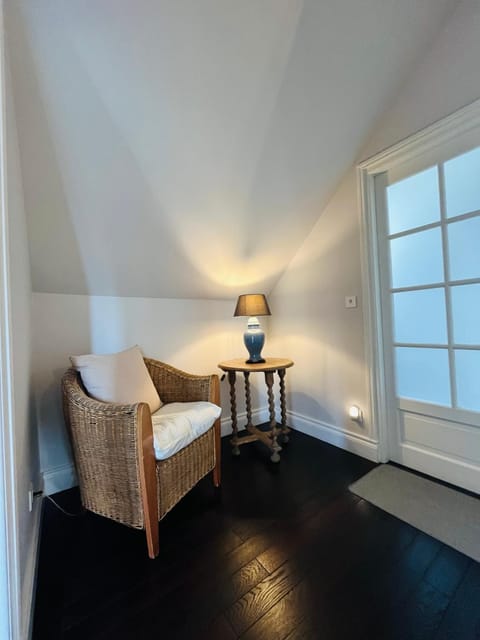 Orpheus Lodge Apartment in Giverny