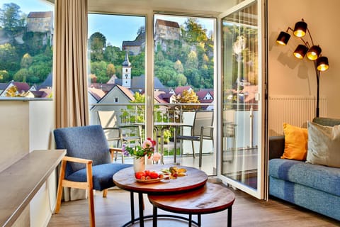 View (from property/room), Balcony/Terrace, Living room, Seating area
