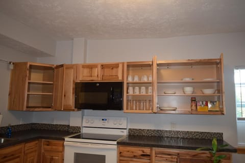 Cattaraugus, Your home away from home! Apartment in Cattaraugus