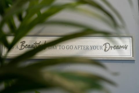 Casa Lobo's Beautiful Suites Apartment 1 free offroad parking Apartment in Wolverhampton