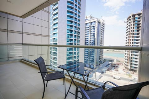 Property building, View (from property/room), Balcony/Terrace, Balcony/Terrace, Seating area, Dining area