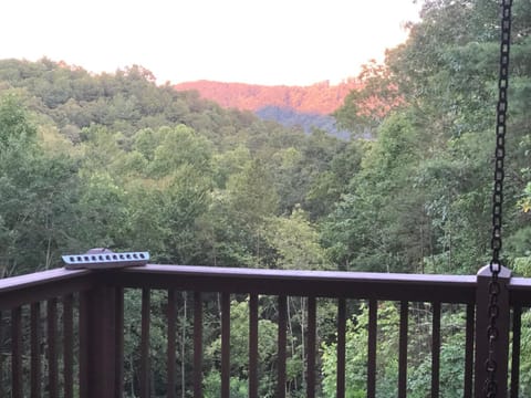 View (from property/room), Balcony/Terrace, Mountain view