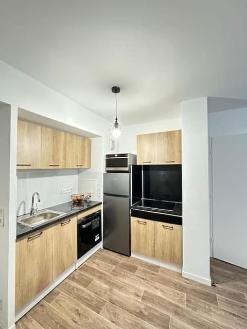 Cosy house à 6 min du RER A et PSA Apartment in Poissy