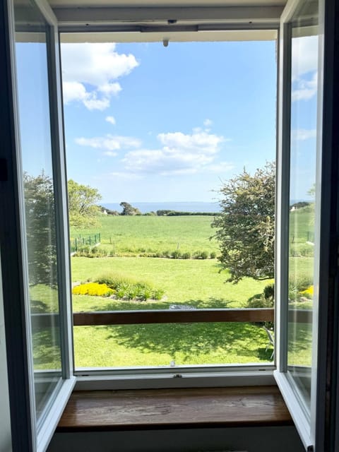 Maison familiale vue mer douceur à Clohars House in Clohars-Carnoët