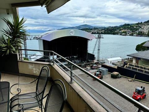 Forum Luxury Apartment Lake View Apartment in Montreux
