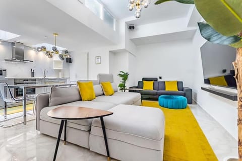 Urban style 3-bedroom apartment Apartment in Montreux