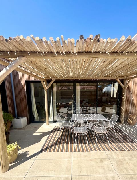 Patio, Patio, Balcony/Terrace, Balcony/Terrace