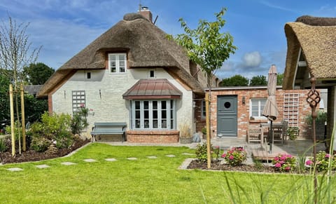 Property building, Garden view