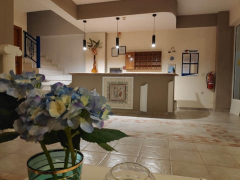 Communal lounge/ TV room