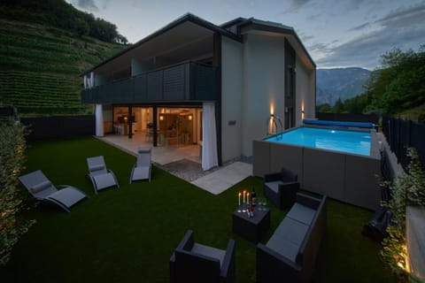 Property building, Swimming pool