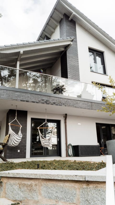 Property building, Balcony/Terrace