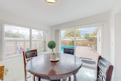 Seaview Suite House in Deerfield Beach