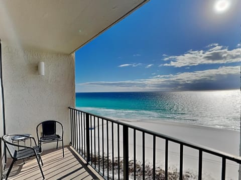View (from property/room), Balcony/Terrace, Seating area, Beach, Sea view
