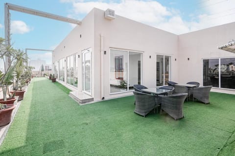 Balcony/Terrace, City view, Garden view