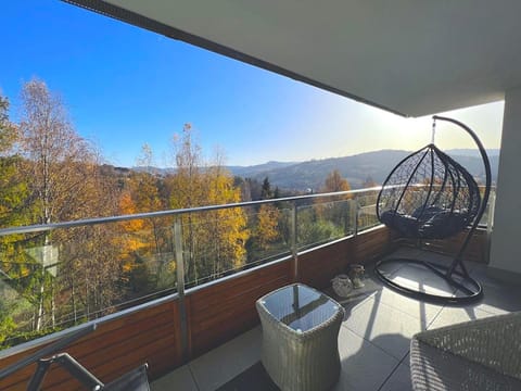 Day, View (from property/room), Balcony/Terrace, Balcony/Terrace, Seating area, Mountain view