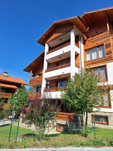 Property building, Balcony/Terrace