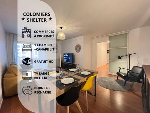 Communal lounge/ TV room, Living room, Seating area, Dining area
