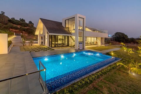Property building, Facade/entrance, Night, Garden, Garden view, Pool view, Swimming pool