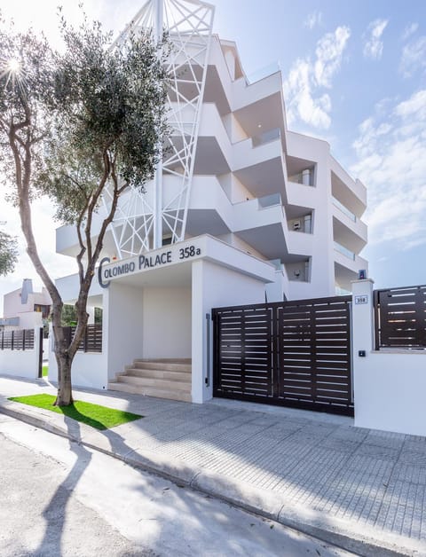 Property building, Day