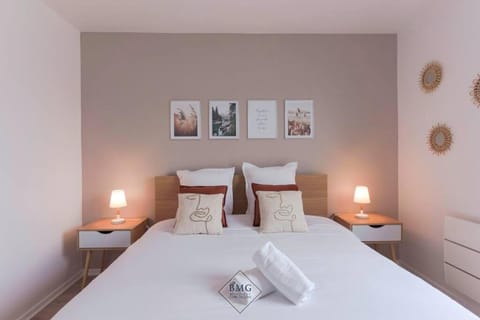 Royal appartement Disneyland BMYGUEST Apartment in Chessy