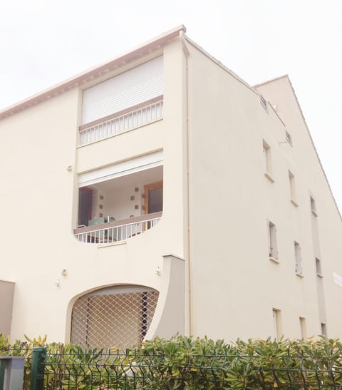 Property building, Balcony/Terrace
