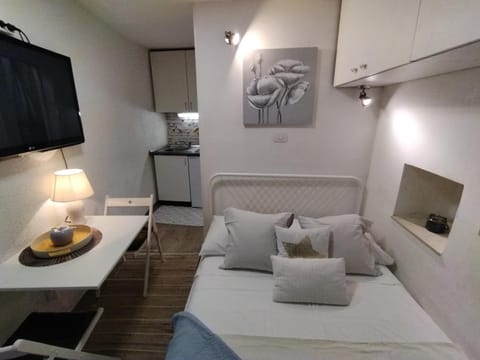 Tiny Studio in City Center Stone House Apartment in Split