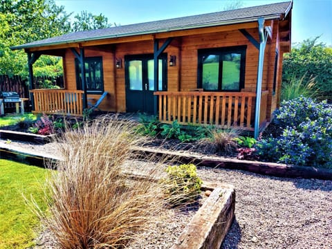 The Malvern Hills, Courtyard Cabins,Tom Cabin Cabin in Malvern Hills District