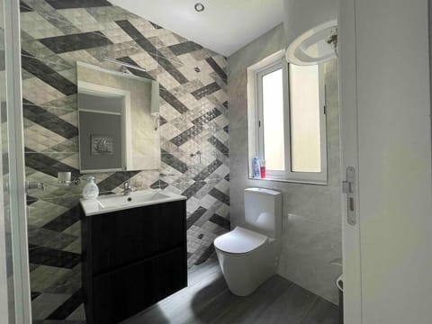 2 bedroom Apartment in Mellieha with Sea Views and Close to all Amenities Apartment in Malta