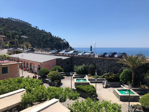 Appartamento Via Rezzano vista mare Apartment in Bonassola