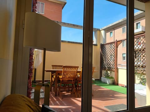 Patio, Balcony/Terrace