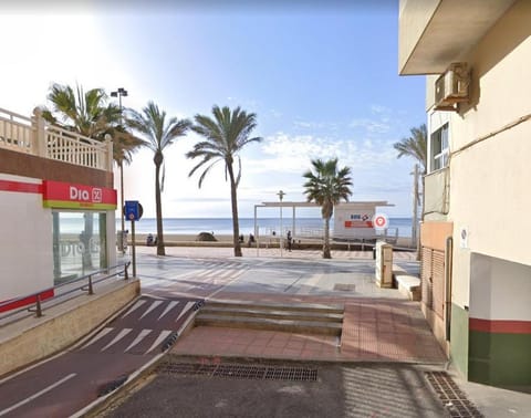 Beach, Sea view, Location