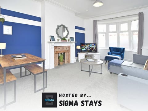 Bentley House - By Sigma Stays Apartment in Crewe