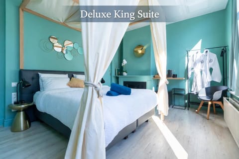 Bed, Bedroom, fireplace, wardrobe