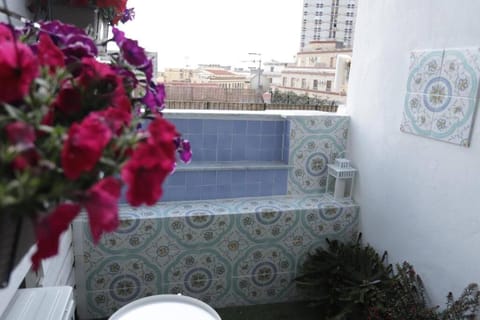 Patio, Day, Balcony/Terrace, Balcony/Terrace