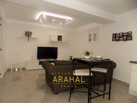 Communal lounge/ TV room, TV and multimedia, Evening entertainment