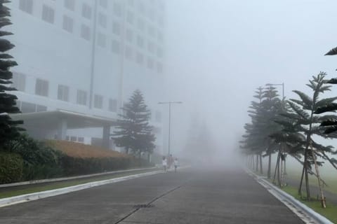 Neighbourhood, Natural landscape